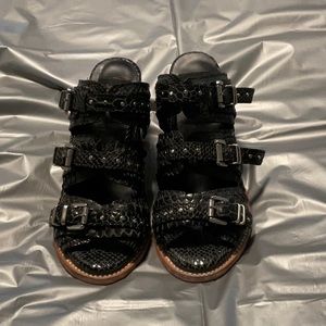 Freebird Slip On Caitlyn